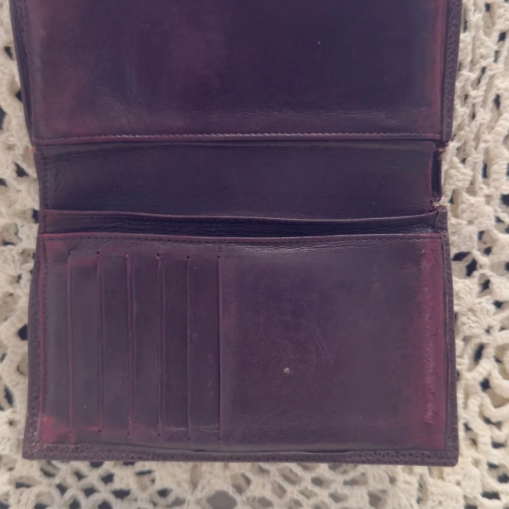 CHANEL Quilted Caviar Leather Wallet in Plum - Picture 6 of 14